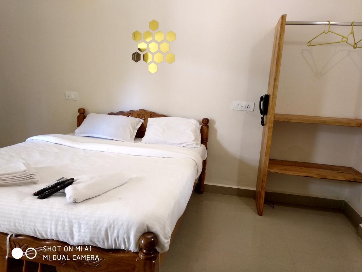 Candolim Beach Place Εξωτερικό φωτογραφία