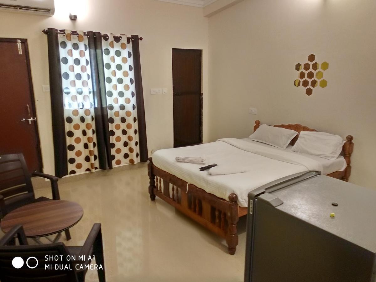 Candolim Beach Place Εξωτερικό φωτογραφία