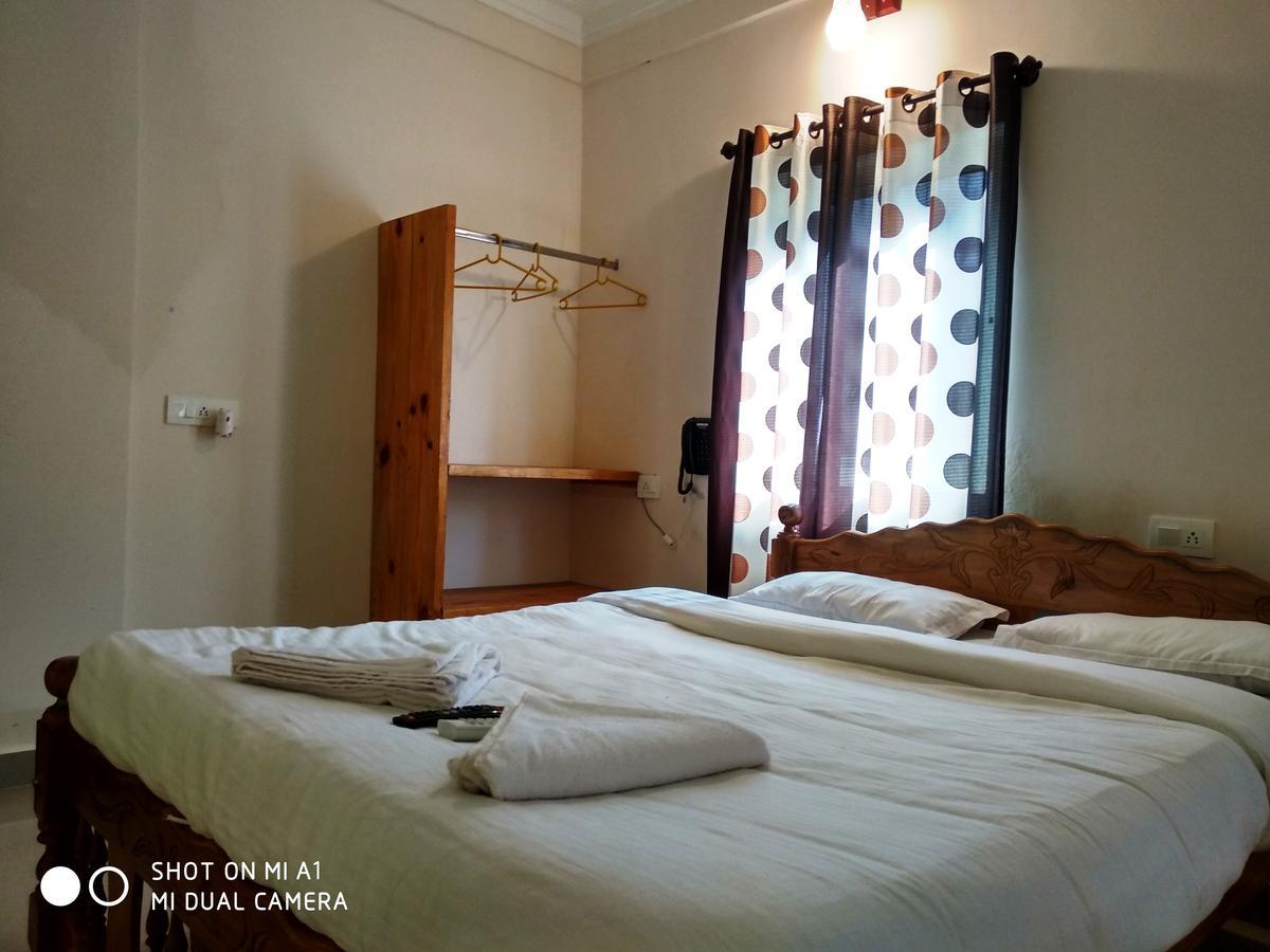 Candolim Beach Place Εξωτερικό φωτογραφία