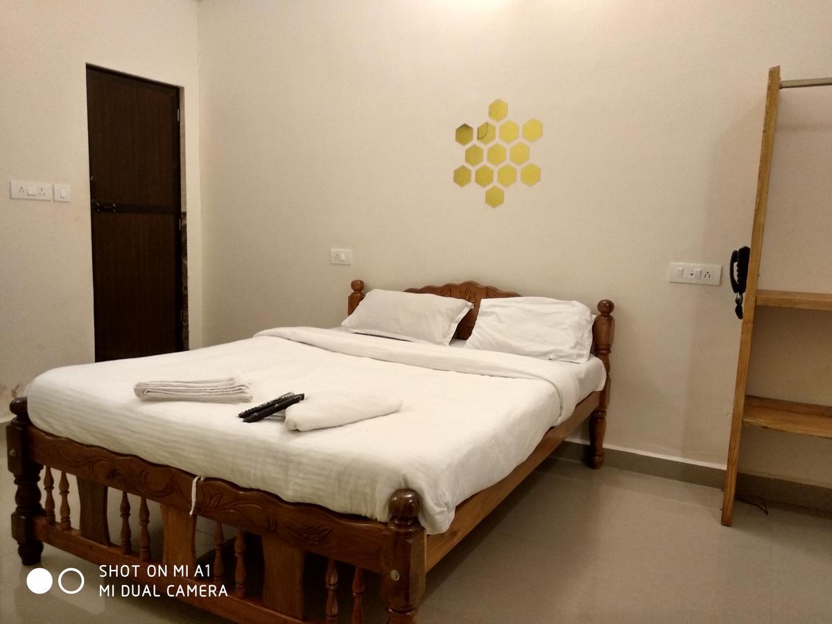 Candolim Beach Place Εξωτερικό φωτογραφία