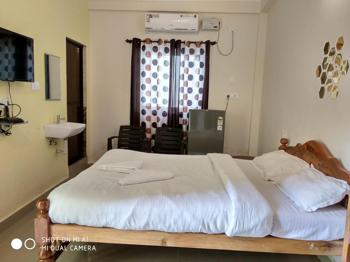 Candolim Beach Place Εξωτερικό φωτογραφία