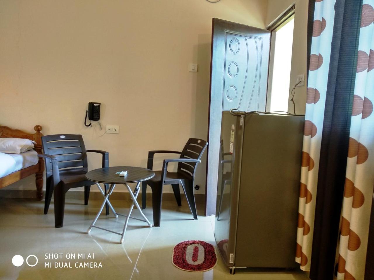 Candolim Beach Place Εξωτερικό φωτογραφία